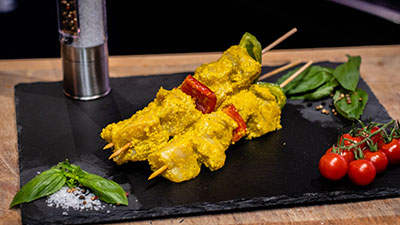 Brochette de poulet citron curcuma